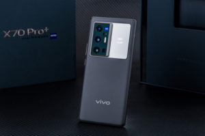 Анонс Vivo X70 Pro+: дорогой, элитарный и с крутой камерой
