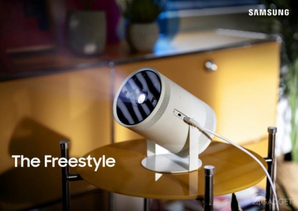 Samsung представила устройство Freestyle, объединяющее видеопроектор и смарт колонку (2 фото + видео)