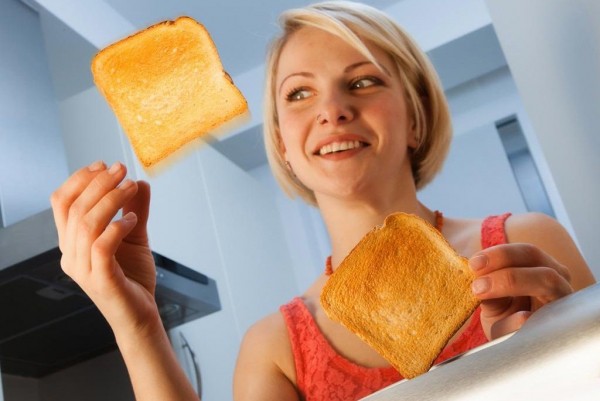 ТОП-10 лучших тостеров, как выбрать тостер для дома в 2022 году