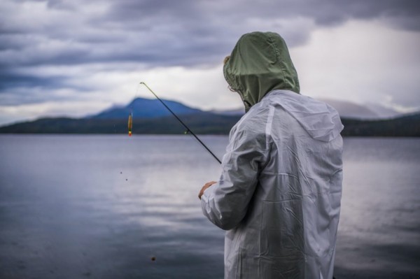 Рейтинг лучших непромокаемых дождевиков для рыбалки на 2022 год