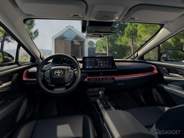 Toyota Prius Prime 2023 получит крышу с солнечными панелями (4 фото)
