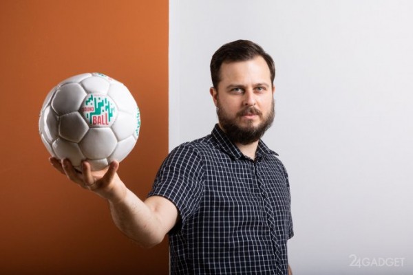 В России разработали «умный» мяч для незрячих спортсменов (2 фото)